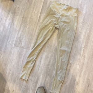 Alo yoga lounge leggings.